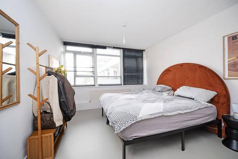 1 bedroom flat to rent, Charles Square, Hoxton, London, N1