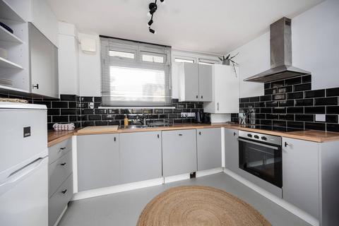 1 bedroom flat to rent, Charles Square, Hoxton, London, N1