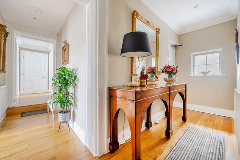 undefined, Flat 2 52 Stramongate, Kendal, Cumbria, LA9 4BD