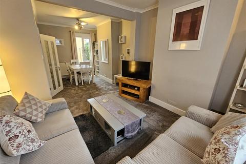 undefined, Newport Road, Aldershot