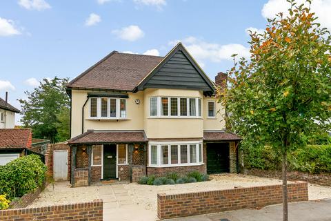 5 bedroom detached house for sale, Hillcrest Gardens, Esher