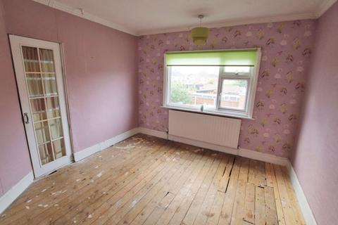 4 bedroom semi-detached house for sale, CLIFTON ROAD, GRIMSBY
