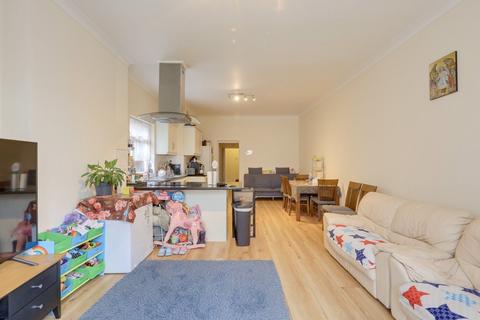 2 bedroom flat for sale, Culverley Road, Catford, London, SE6