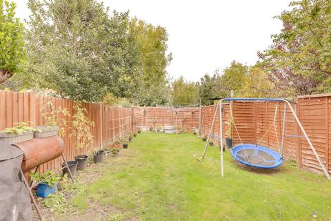 2 bedroom flat for sale, Culverley Road, Catford, SE6