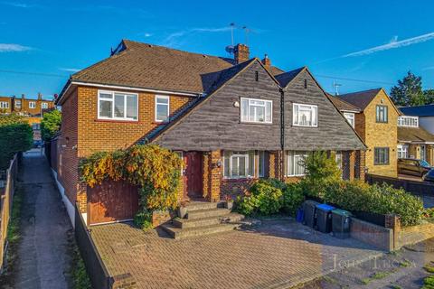 5 bedroom semi-detached house for sale, Dickens Rise, Chigwell IG7