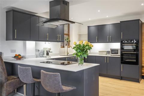 5 bedroom detached house for sale, Canford Cliffs Road, Lower, Parkstone, Poole, BH13
