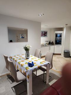 2 bedroom flat to rent, London E14