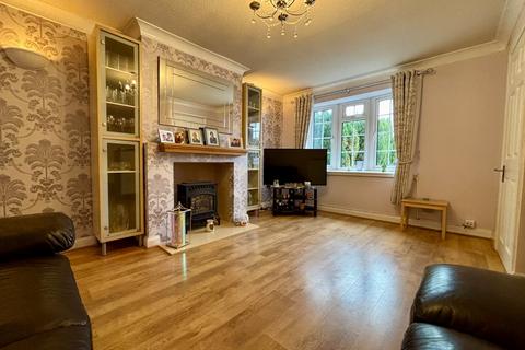 4 bedroom detached house for sale, Holly Close, Worcestershire WR11