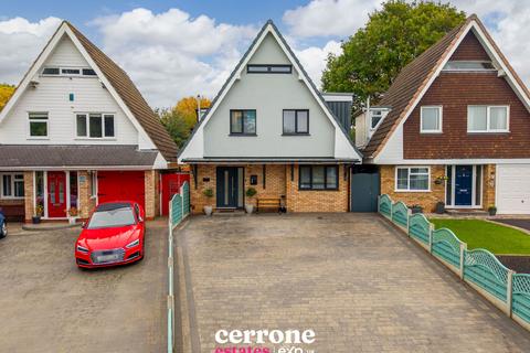 16 Grafton Close, Redditch, B98 7TR
