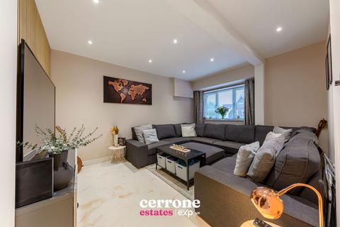 16 Grafton Close, Redditch, B98 7TR