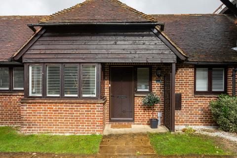 undefined, Somerfield Barn Court, Sellindge TN25