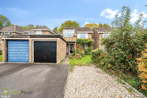 undefined, Droxford Crescent, Tadley RG26