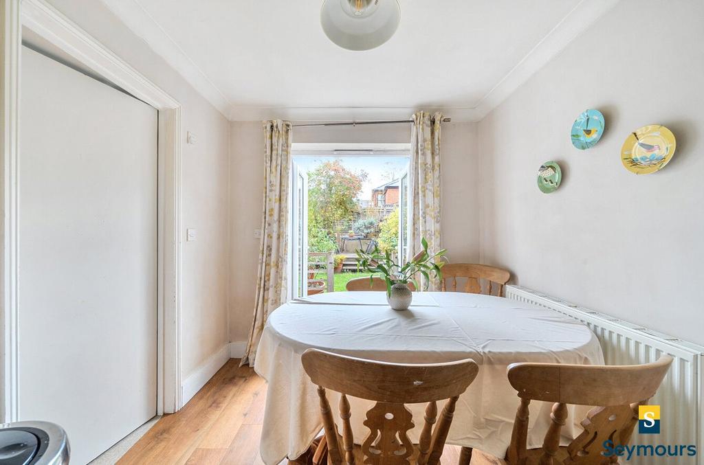 Breakfast Room