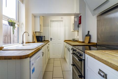 4 bedroom terraced house to rent, Lincoln LN1