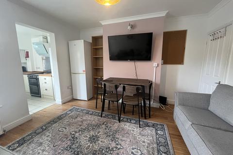 4 bedroom terraced house to rent, Lincoln LN1