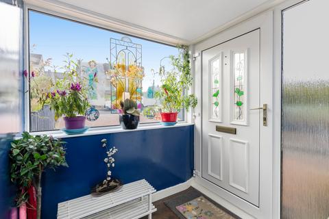19 Laing Terrace, Penicuik, EH26 0HG