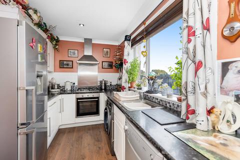19 Laing Terrace, Penicuik, EH26 0HG