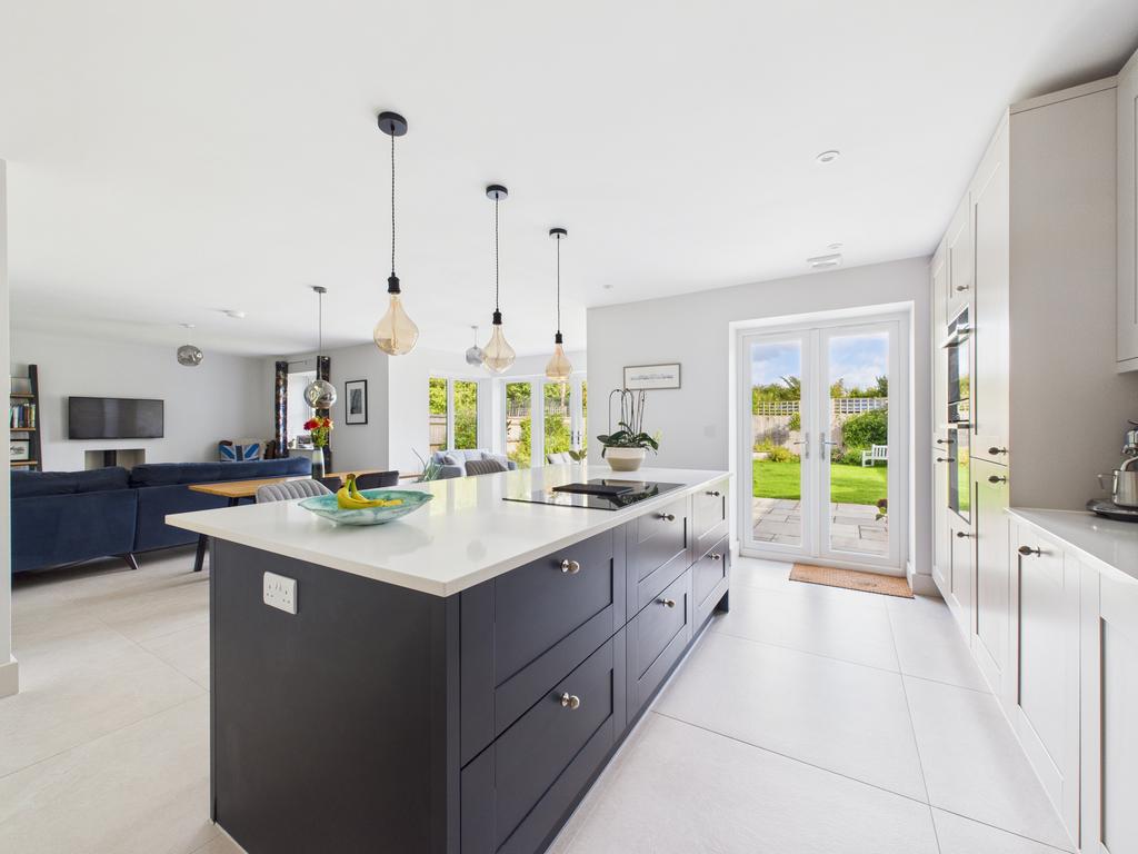 Kitchen 1