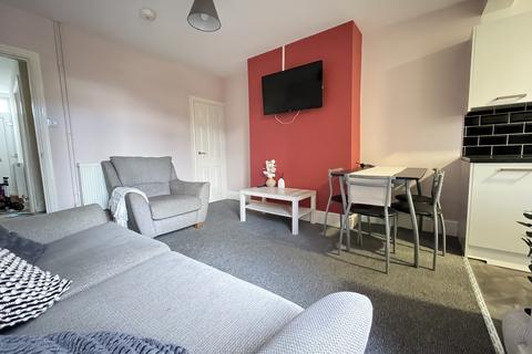 4 bedroom terraced house to rent, Lincoln LN1