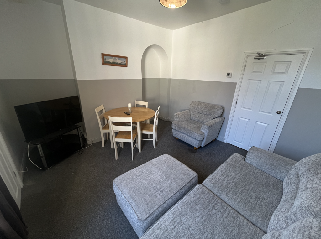 16 Baggholme Road - Living Room (2).png