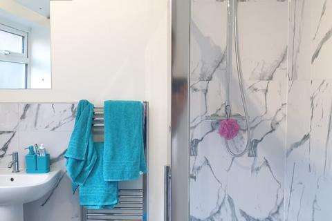 undefined, Lincoln LN5