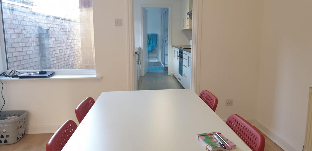 12 Kirkby Street - Dining Room.jpeg