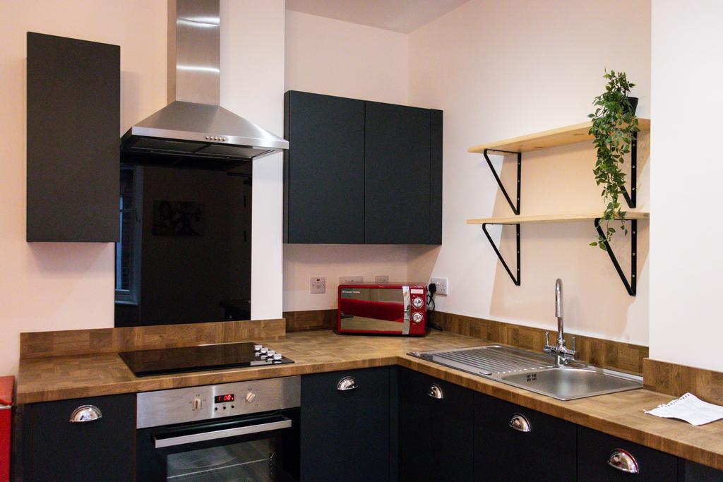 Flat 4 - Bank Street - Kitchen(3).jpg