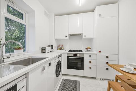 1 bedroom flat for sale, Broomhouse Lane, Parsons Green, Fulham, SW6