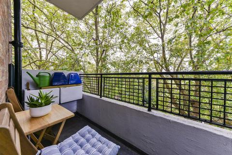 1 bedroom flat for sale, Broomhouse Lane, Parsons Green, Fulham, SW6