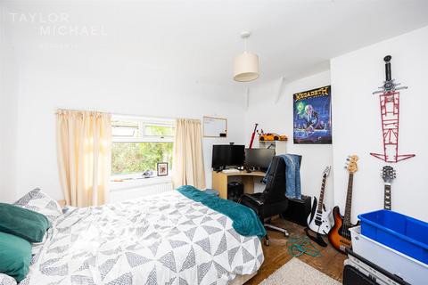 undefined, Manton Road, Brighton