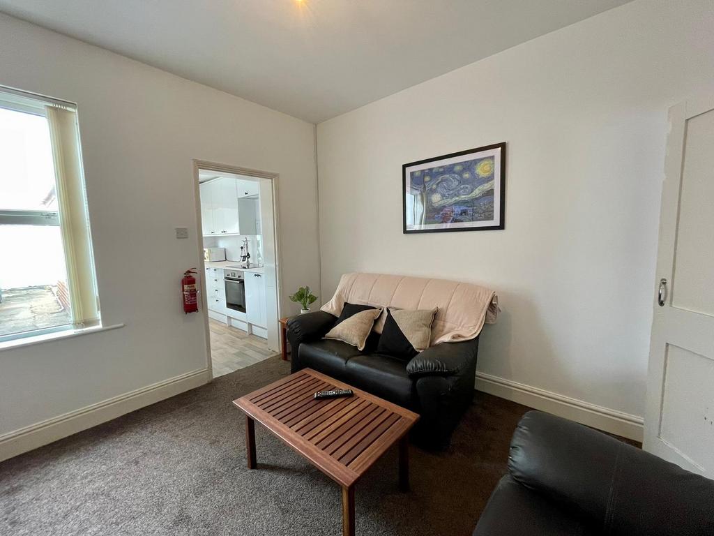 8 Harvey Street - Living Room.jpeg