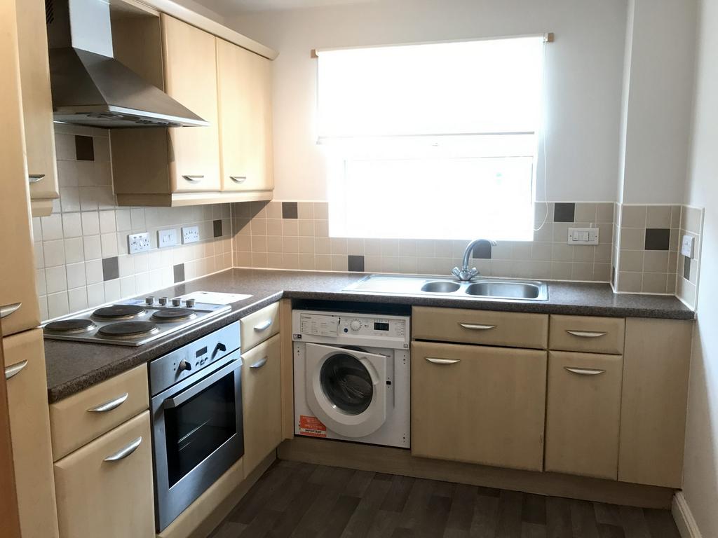 111 Riverside Drive - Kitchen.jpg