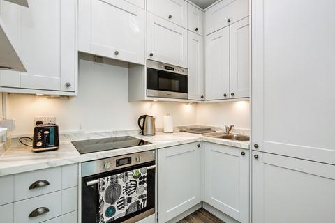 1 bedroom ground floor flat for sale, 10/3 Rossie Place, Easter Road, Edinburgh, EH7 5SG