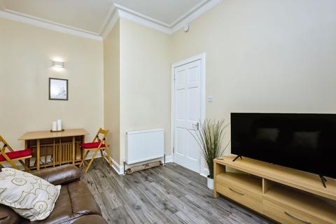1 bedroom ground floor flat for sale, 10/3 Rossie Place, Easter Road, Edinburgh, EH7 5SG