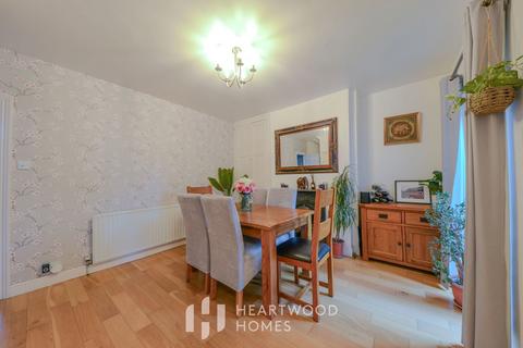 3 bedroom terraced house for sale, Castle Road, St. Albans