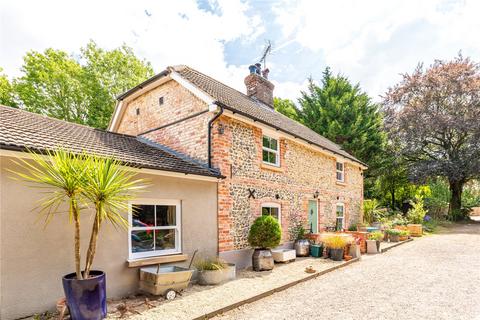 undefined, Lambourn Woodlands, Hungerford, Berkshire, RG17