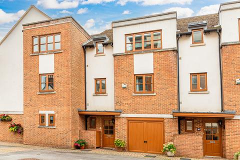 undefined, Cromwell Court, Marlborough, Wiltshire, SN8
