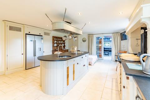 undefined, Stibb Green, Burbage, Marlborough, Wiltshire, SN8