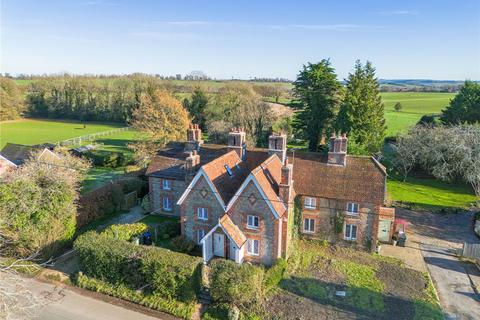 3 bedroom terraced house for sale, Stibb Green, Burbage, Marlborough, Wiltshire, SN8