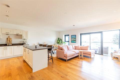 Kingman Way, Newbury, Berkshire, RG14