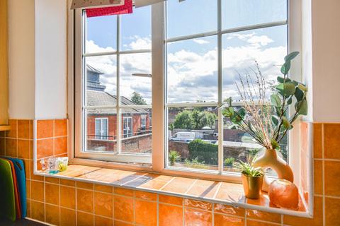 2 bedroom apartment for sale, Bartholomew Street, Newbury, Berkshire, RG14