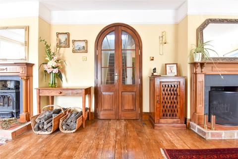 4 bedroom end of terrace house for sale, Andover Road, Upavon, Pewsey, Wiltshire, SN9