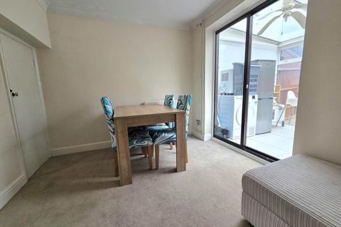 15 Angels Close, Winslow, Buckingham, MK18 3QW