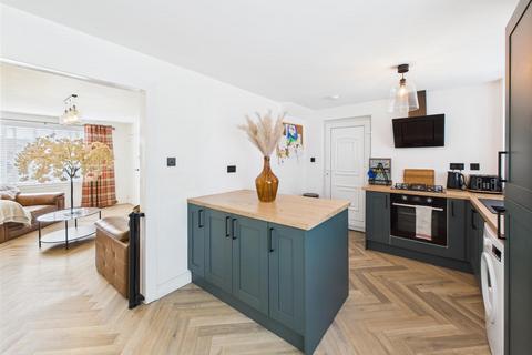 3 bedroom detached house for sale, Roseburn Drive, Cumnock KA18