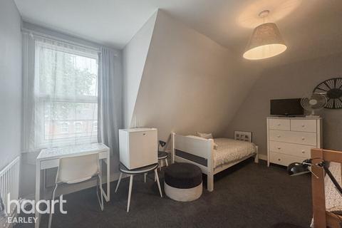 undefined, Caversham Road, READING