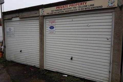 undefined, Kingsend, Ruislip HA4