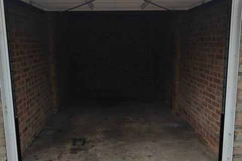 undefined, Wallace Close, Woodley RG5