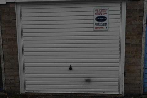 undefined, Wallace Close, Woodley RG5