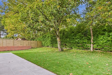 3 bedroom detached house for sale, Trampers Lane, Fareham PO17