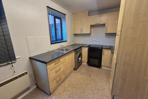 1 bedroom ground floor flat for sale, Petunia Court, Luton, Bedfordshire, LU3 1XT